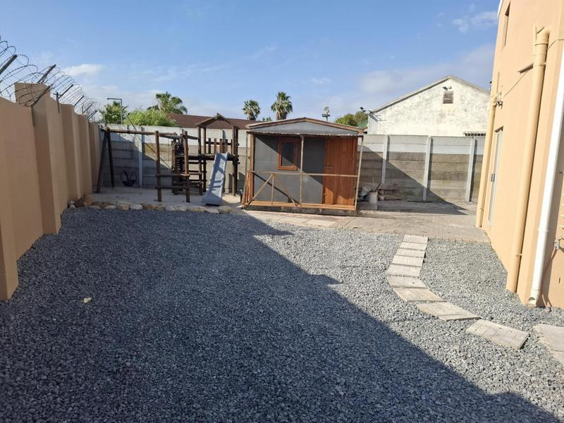 3 Bedroom Property for Sale in Marinda Park Western Cape